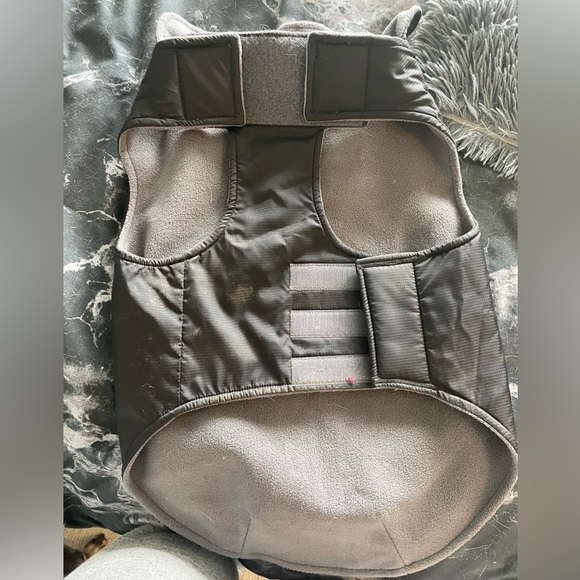 Dog Fall Jacket - Picture 2 of 3